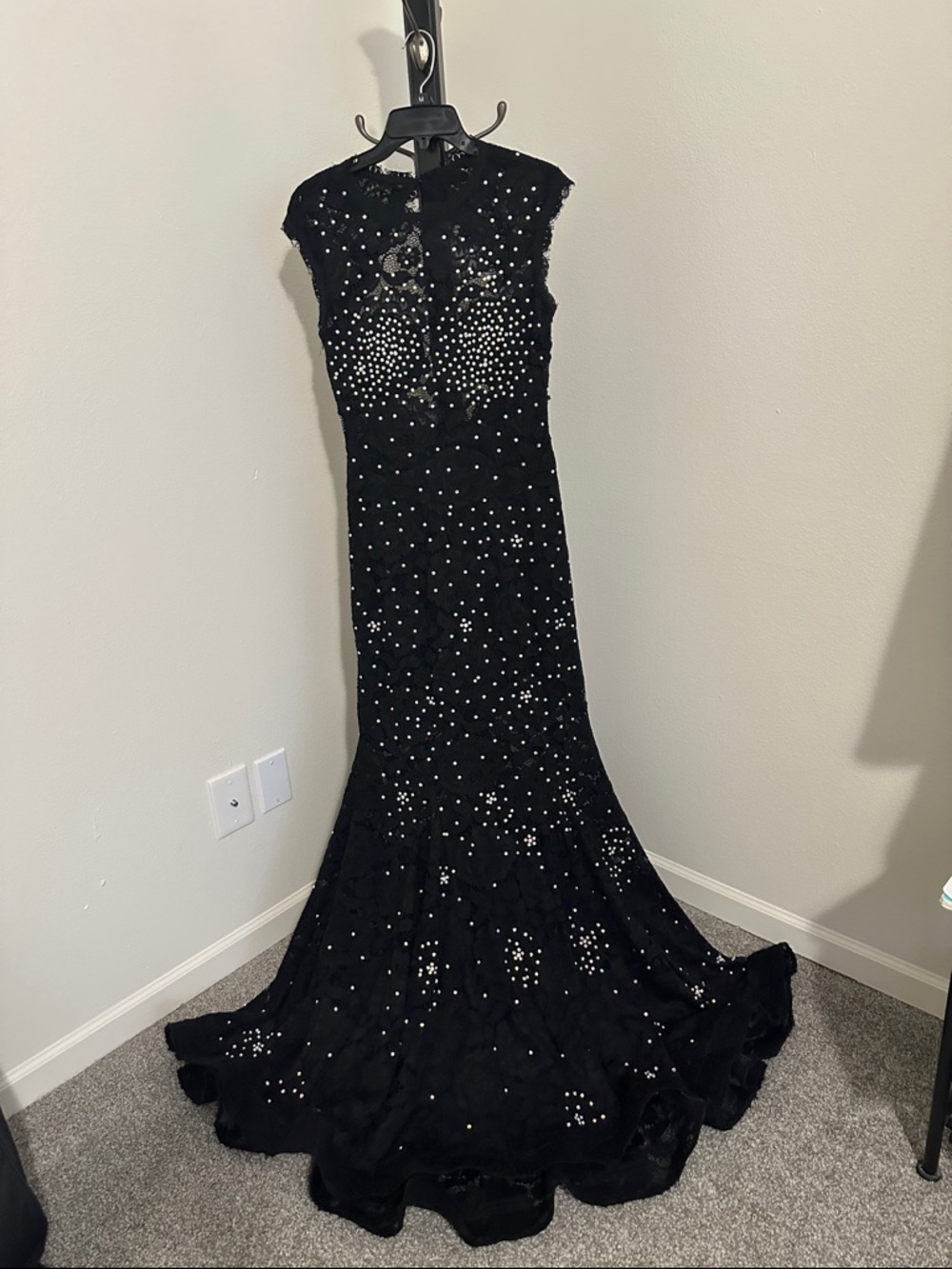 Black Beaded Cap-Sleeve Mermaid Prom Dress